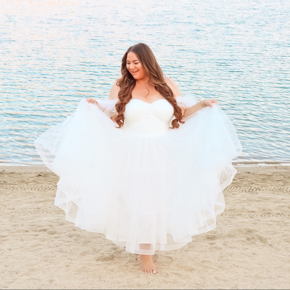 NEW Ava Gowns Tulle Dress